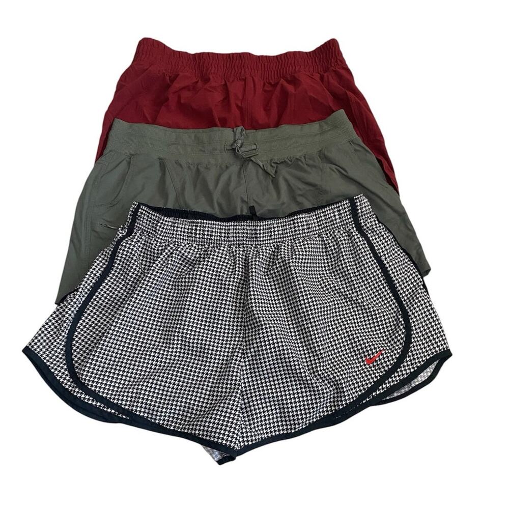 Shorts Lot Bundle Of five Pair Women Size L/XL 12/14 Casual Athletic Gorpcore - Picture 3 of 9